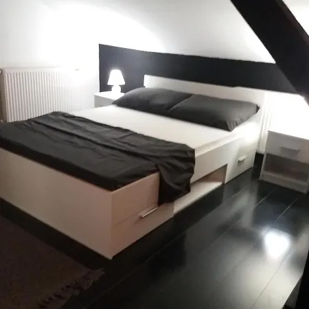 Bianco Nero Apartment *