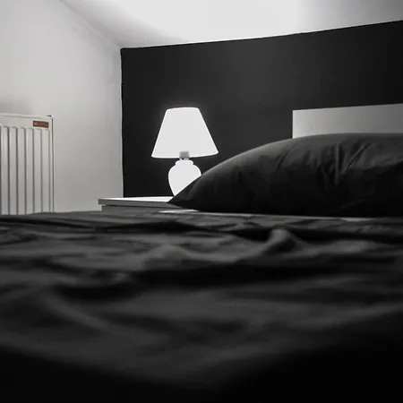 Bianco Nero Apartment Nis